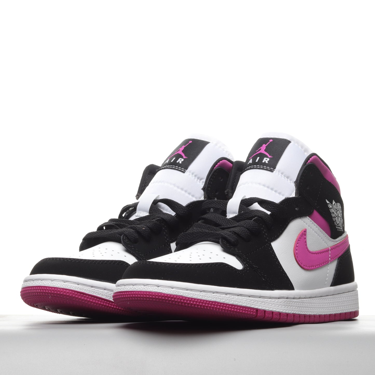 Air Jordan 1 Mid WMNS