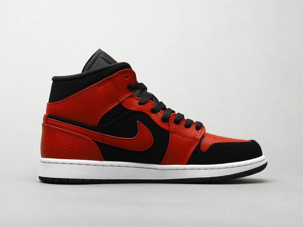 Air Jordan 1 Mid Reverse Bred