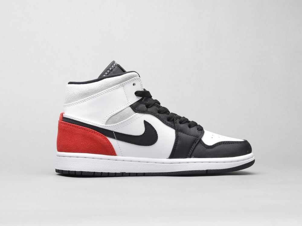 Air Jordan 1 Mid SE White Black Red Spruce (GS)