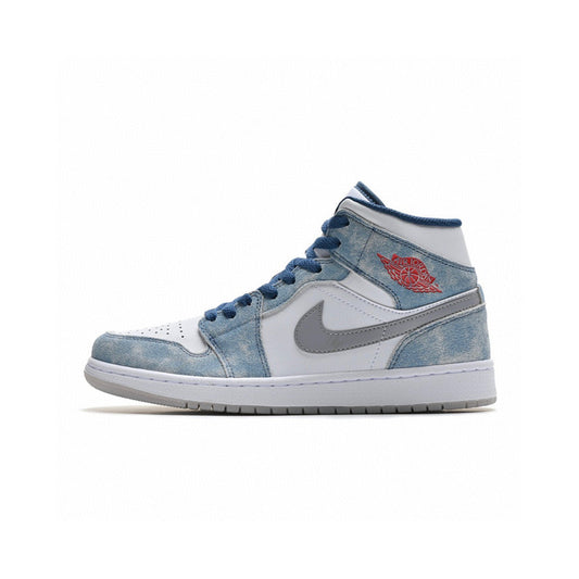 Jordan 1 Mid SE French Blue Light Steel