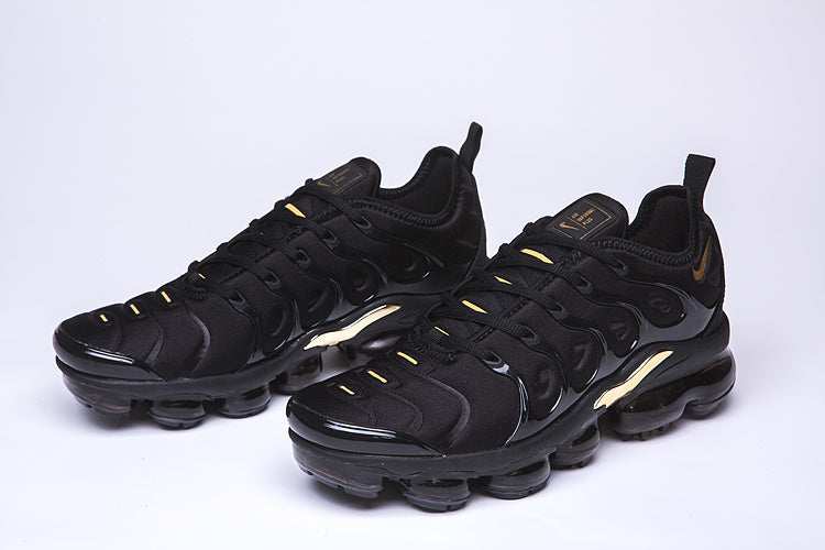 Nike Air VaporMax Plus Black Anthracite Metallic Gold