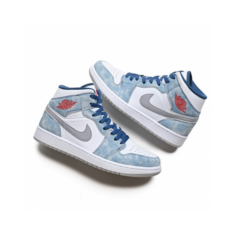 Jordan 1 Mid SE French Blue Light Steel